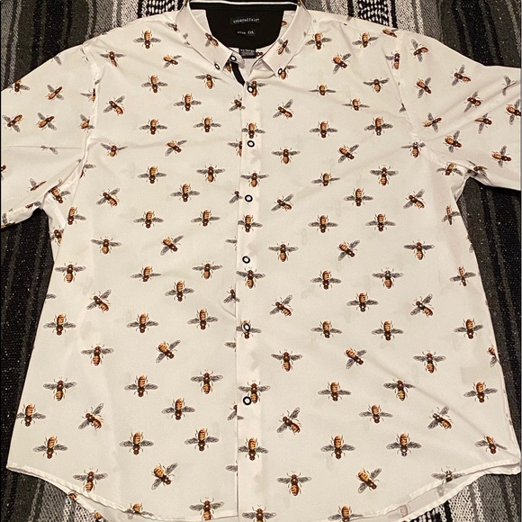 interaffair Other - NWOT interaffair Bee Button-Up Shirt